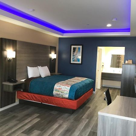 Scottish Inn & Suites Houston Willowbrook Eksteriør billede